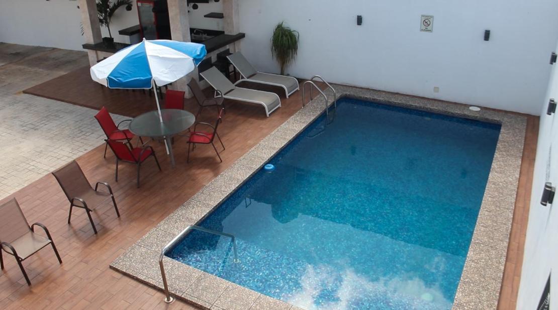 Hotel Puerto Кампече Екстериор снимка