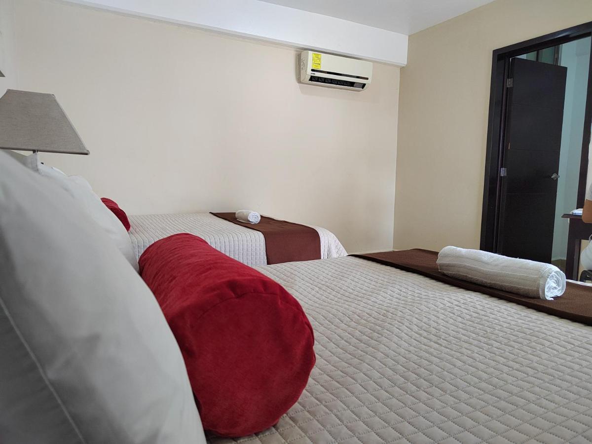 Hotel Puerto Кампече Екстериор снимка